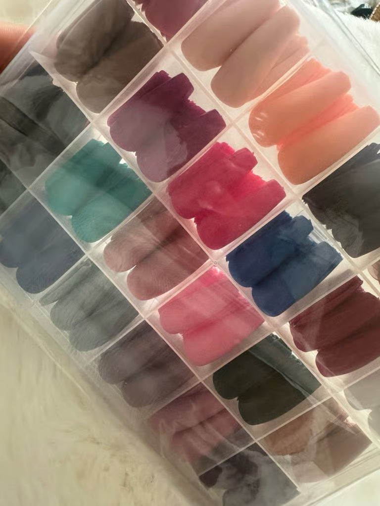 Hot Girl Nails (576 Piece)