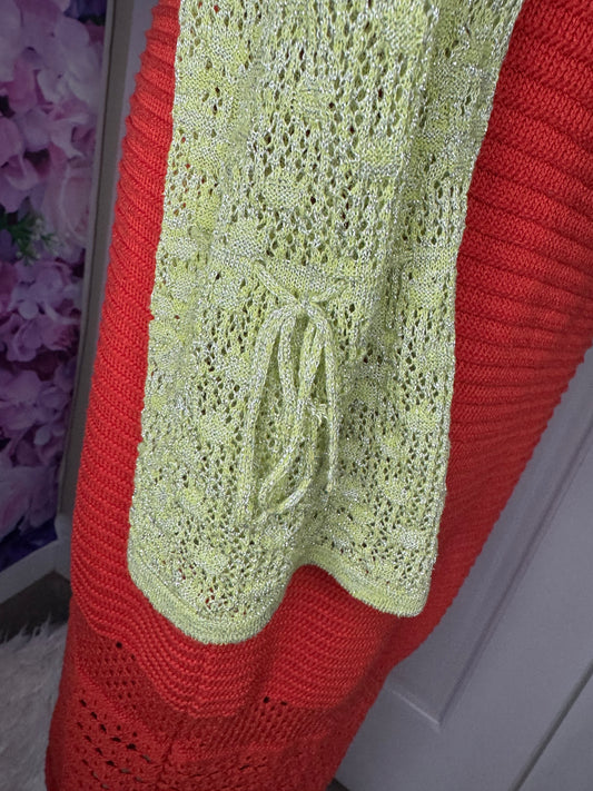 Green Tie Crop