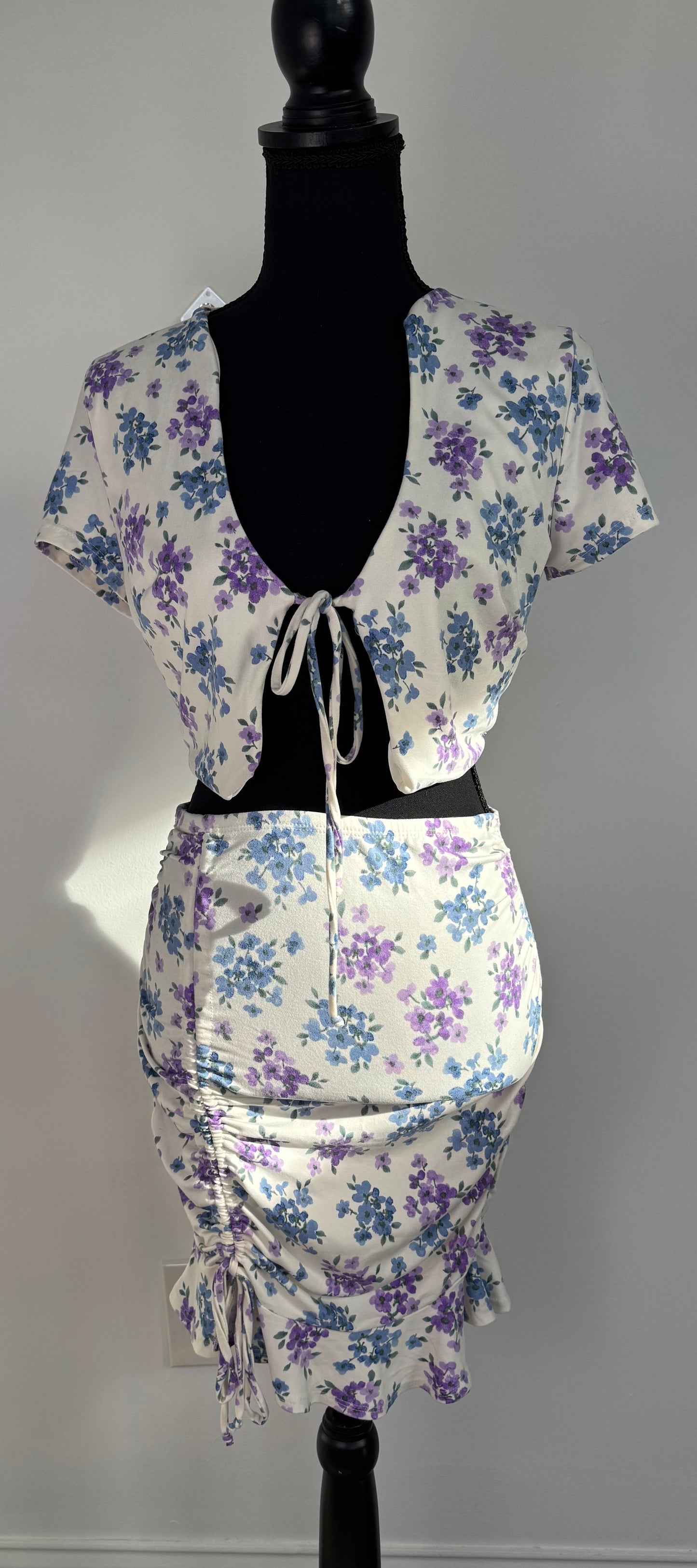 Summer Fling Two Piece Skirt Set - Size Medium
