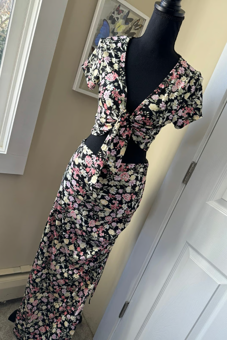 Flirty & Thriving Skirt Set - Size Medium
