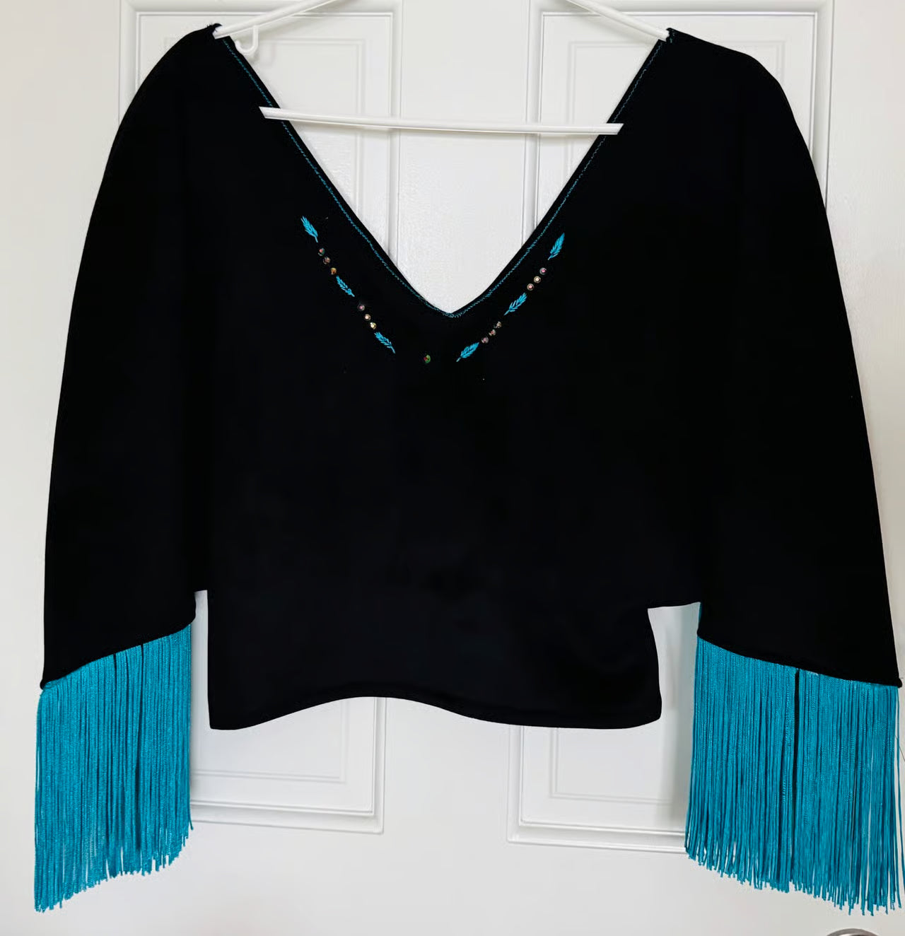 II Hands II Heaven Crop Top (Size Medium)