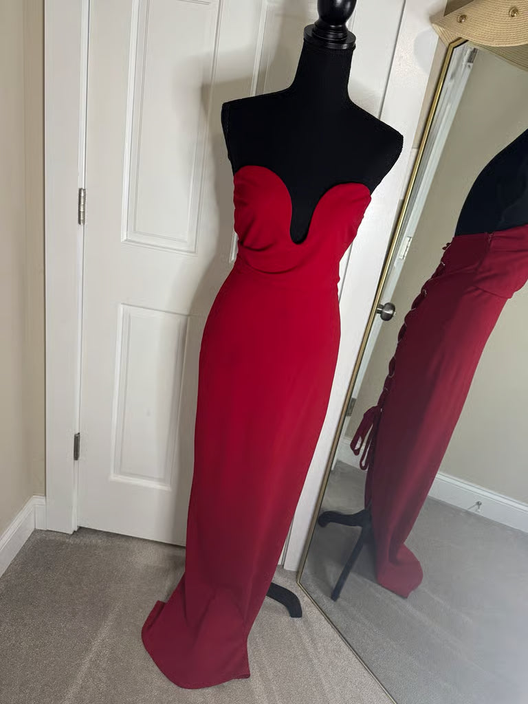 I Want More Than Roses Sexy Red Dress (Size Medium)