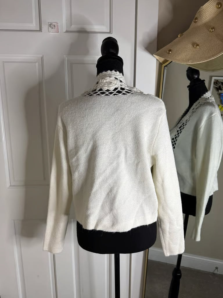 Mimi's Favorite Off-White Crochet Top (Size Large)