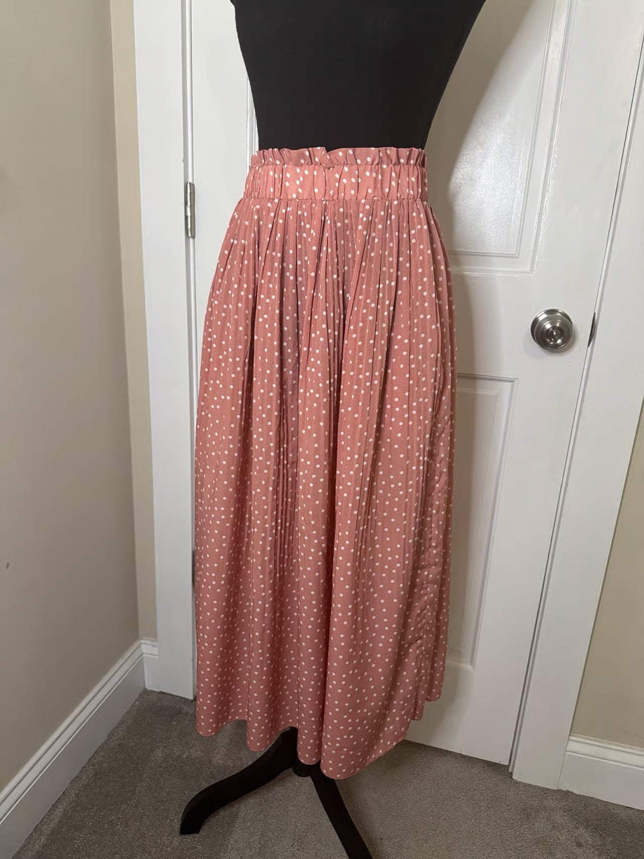 Pink Polka Dot Maxi Skirt (Size Medium)