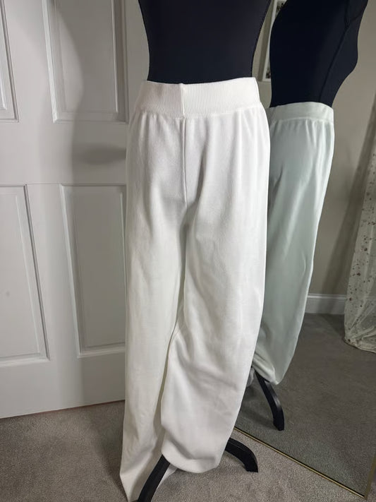 Tall and Beautiful White Pants