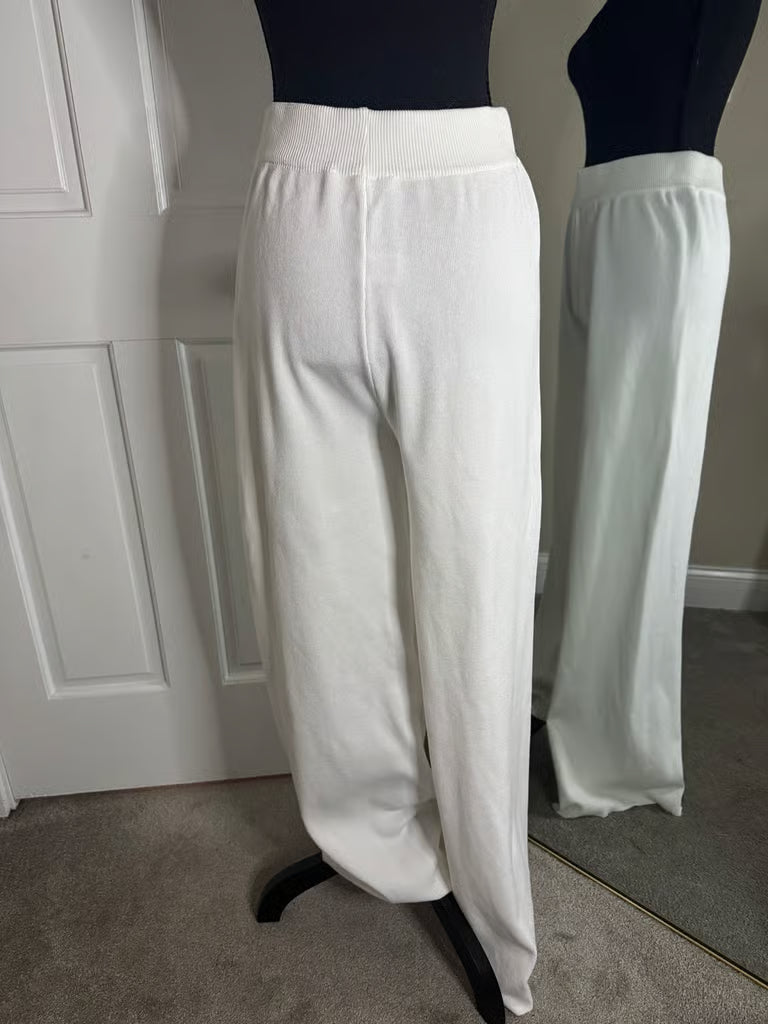 Tall and Beautiful White Pants