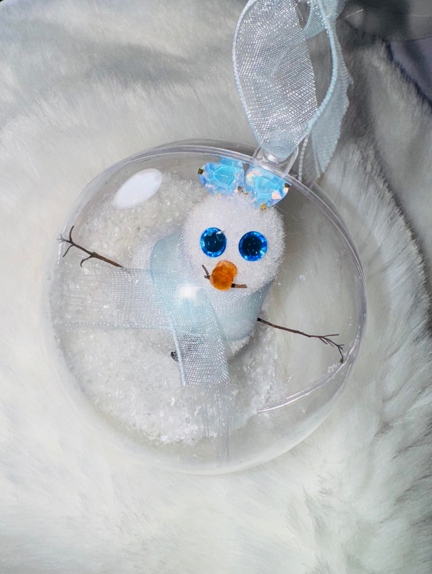 Snowwoman Queen Christmas Ornament